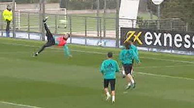 Ronaldo overhead kick