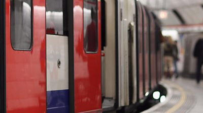 London Underground: Noise leaves Pimlico residents distressed - BBC News