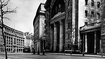 Exterior of Bush House on the Strand in the 1940s. The street is completely empty of cars.