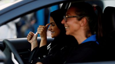 Saudi women in car in Jeddah