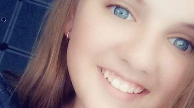 Maisie Dicks died on 1 January and her mother hopes her story help other families spot the signs.