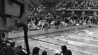 A camera films a swimming pool