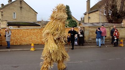 Straw bear