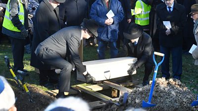 Holocaust victims buried