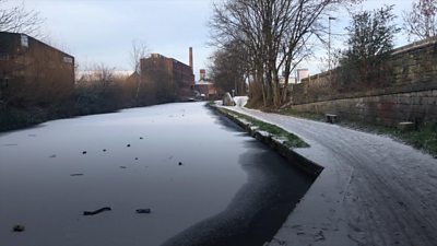 Frozen Canal outside Leeds city centre