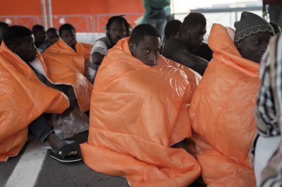 Nigerian migrants: Why are numbers to Europe dropping?