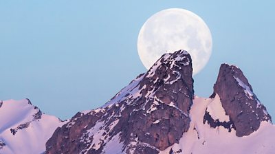 Super snow moon in Switzerland