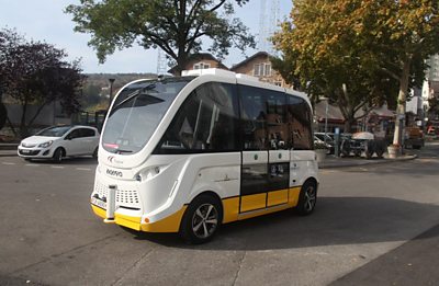Trapizio driverless bus in Schaffhausen district