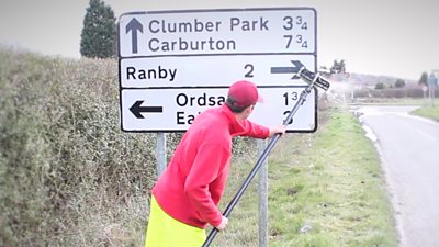 Sign cleaning