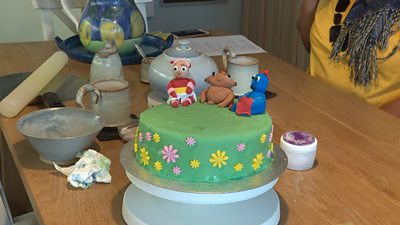 The Glasgow Free Cakes for Kids group make between 20 and 50 cakes a year.
