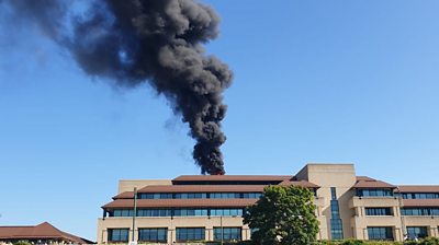 Smoke from roof of Breakspear Park building