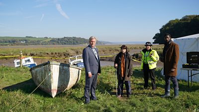 Tom Howells (ANEIRIN HUGHES), Madlen (AIMEE-FFION EDWARDS), PC Susan Williams (EIRY THOMAS), Di Breeze (RHASHAN STONE) in Keeping Faith series 2 (Image Credit: BBC/Vox Pictures Ltd/KF Series 2 Prod Ltd)