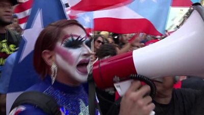 Crowds celebrate Puerto Rico Governor Ricardo Rosselló stepping down