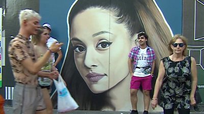 Mural of Ariana Grande