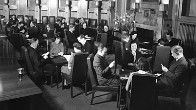 ˿ Bridge Club - men and women play bridge inside the curved 1930s senate room at Broadcasting House