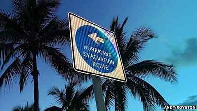 Picture of a Hurricane evacuation route sign
