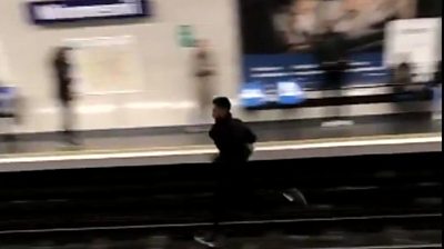Parisians could not believe the man had risked electrocution