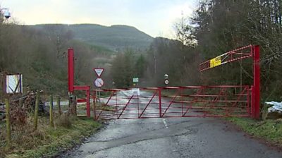 Residents say they are being "betrayed" over a road linking Cynon Valley and Vale of Neath villages.