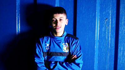 Meet Ayman, the 14 year old Syrian refugee playing rugby for Ystradgynlais. 

Despite only picking up a rugby ball 6 months ago, he's already an important part of his U15's team.