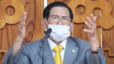 Coronavirus: Shincheonji Church leader apologises for spread