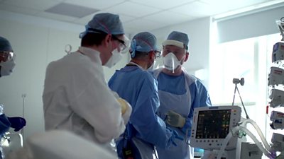 Doctors on a hospital ward at the London Royal Hospital