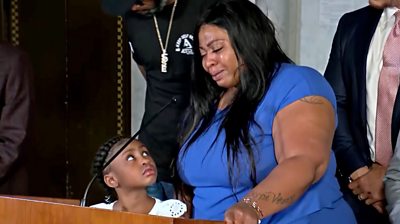 Roxie Washington, mother of Gianna, six, broke down in tears at a press conference in Minneapolis.