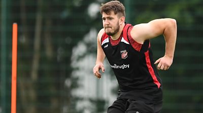 New Dragons lock Joe Maksymiw says he's yet to meet many of his team-mates after joining from Connacht during lockdown earlier in the summer.