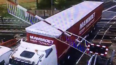 Lorry smashes through Manningtree level crossing