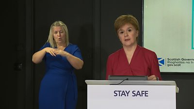 Nicola Sturgeon says 'sorry' for exam results