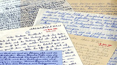 Examples of handwritten German correspondence received by the 鶹ҳ