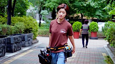 Meet Korea's all-woman repair service, created for women who feel nervous about repairmen knocking at their doors.