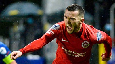 Larne defeat Linfield at Inver Park