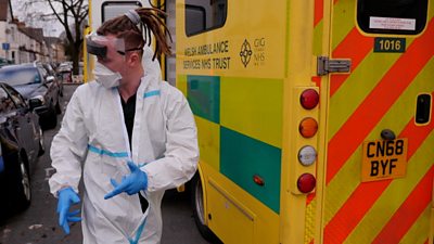 Covid: 'I was spat at working as an ambulance paramedic' - BBC News