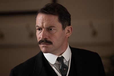 Uncle Matthew (DOMINIC WEST) in The Pursuit of Love (Image Credit: Theodora Films Limited & Moonage Pictures Limited/Robert Viglasky)