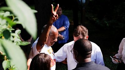 The moment Bill Cosby leaves prison - BBC News