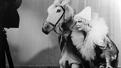 Here’s Looking at You with the Griffiths Brothers (as Pogo the Horse) and Miss Lutie, performing on 'Here’s Looking at You'. 