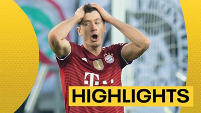 gnier nær ved øre Highlights: Borussia Monchengladbach 5-0 Bayern Munich - BBC Sport