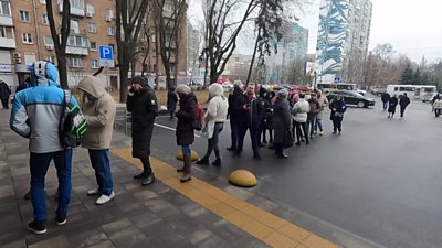 Kyiv queues