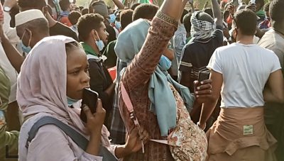 Female protesters in Sudan