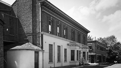 Avenue House Clapham, a large Victorian building with six sash windows and two large bay windows