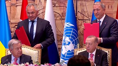 Turkish President Recep Tayyip Erdogan and UN Secretary General Antonio Guterres