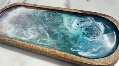 Using epoxy resin to make art has exploded as an online trend, but experts are urging caution about its use.