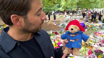 People paying respects told not to bring marmalade sandwiches and Paddington Bear toys