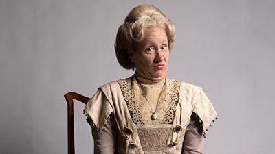 Martha Howe-Douglas as Lady Button
