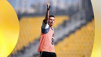 Referee Michael Oliver prepares for Qatar World Cup
