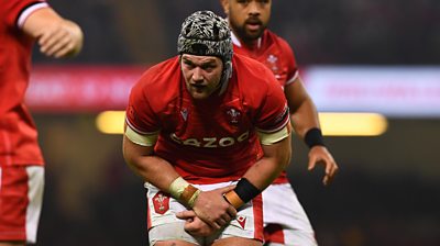 Wales and Ospreys flanker Dan Lydiate gives his view on Welsh rugby's player contract crisis.