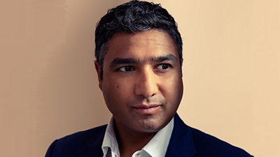 Portrait photograph of Nick Mohammed 