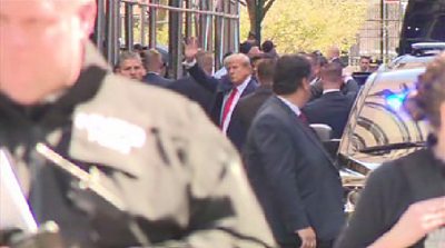 Trump arrives
