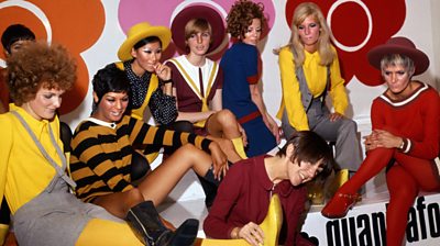 Mary Quant and models.