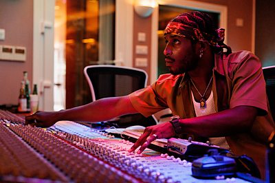 Laurent (FRANCIS LOVEHALL) in Champion (Credit: BBC/New Pictures Ltd/Ben Gregory-Ring)